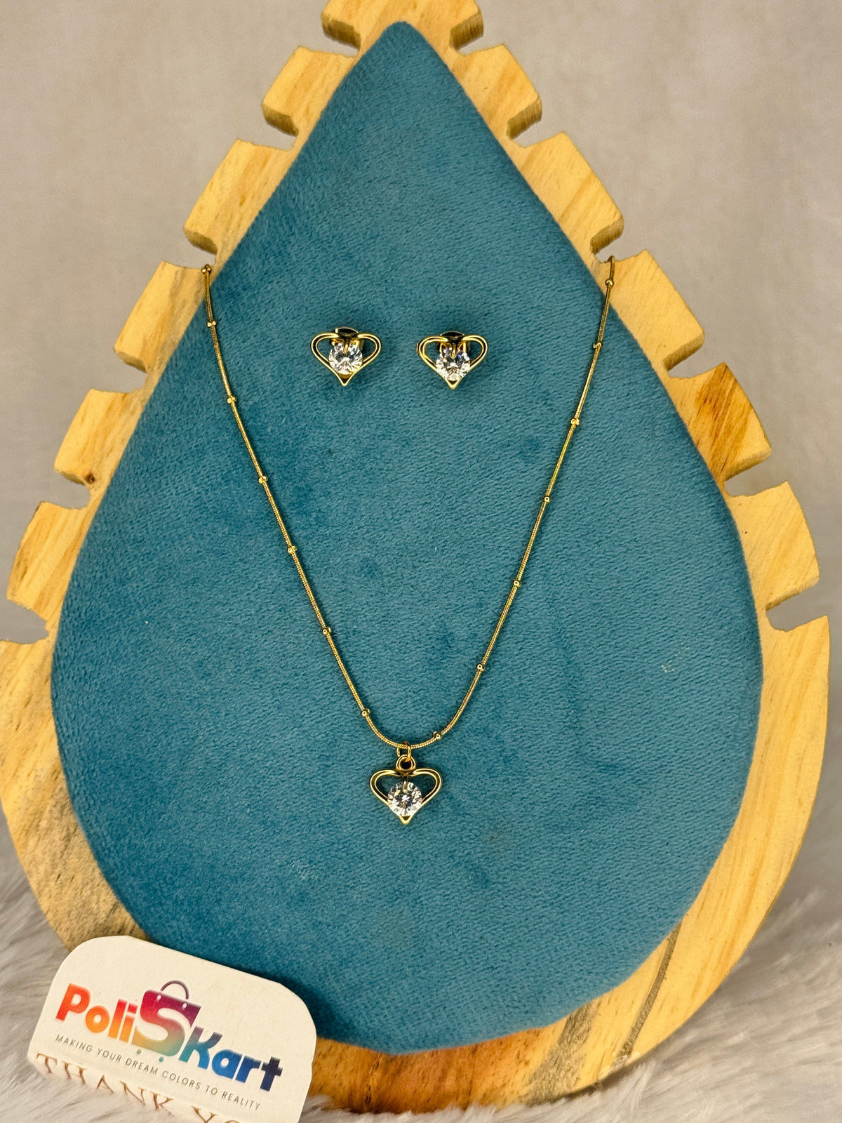 PK153 - Anti-tarnish chain with stud - white heart design