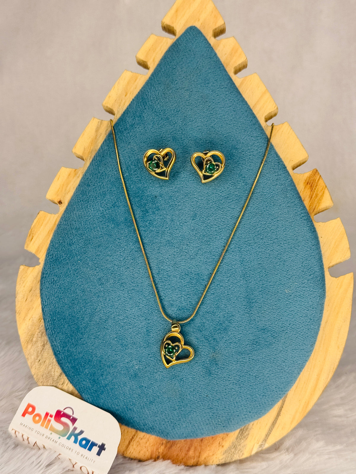 PK148 - Anti-tarnish chain with stud - green double heart design