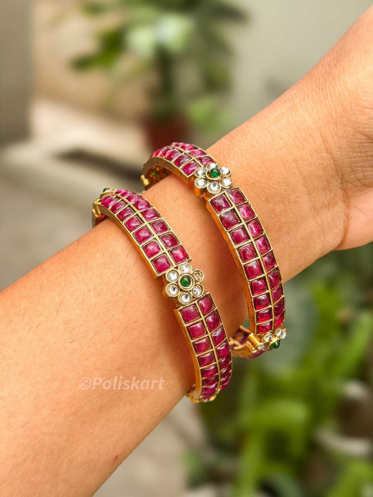 PK177 - of bangles - white rubi beads worked design