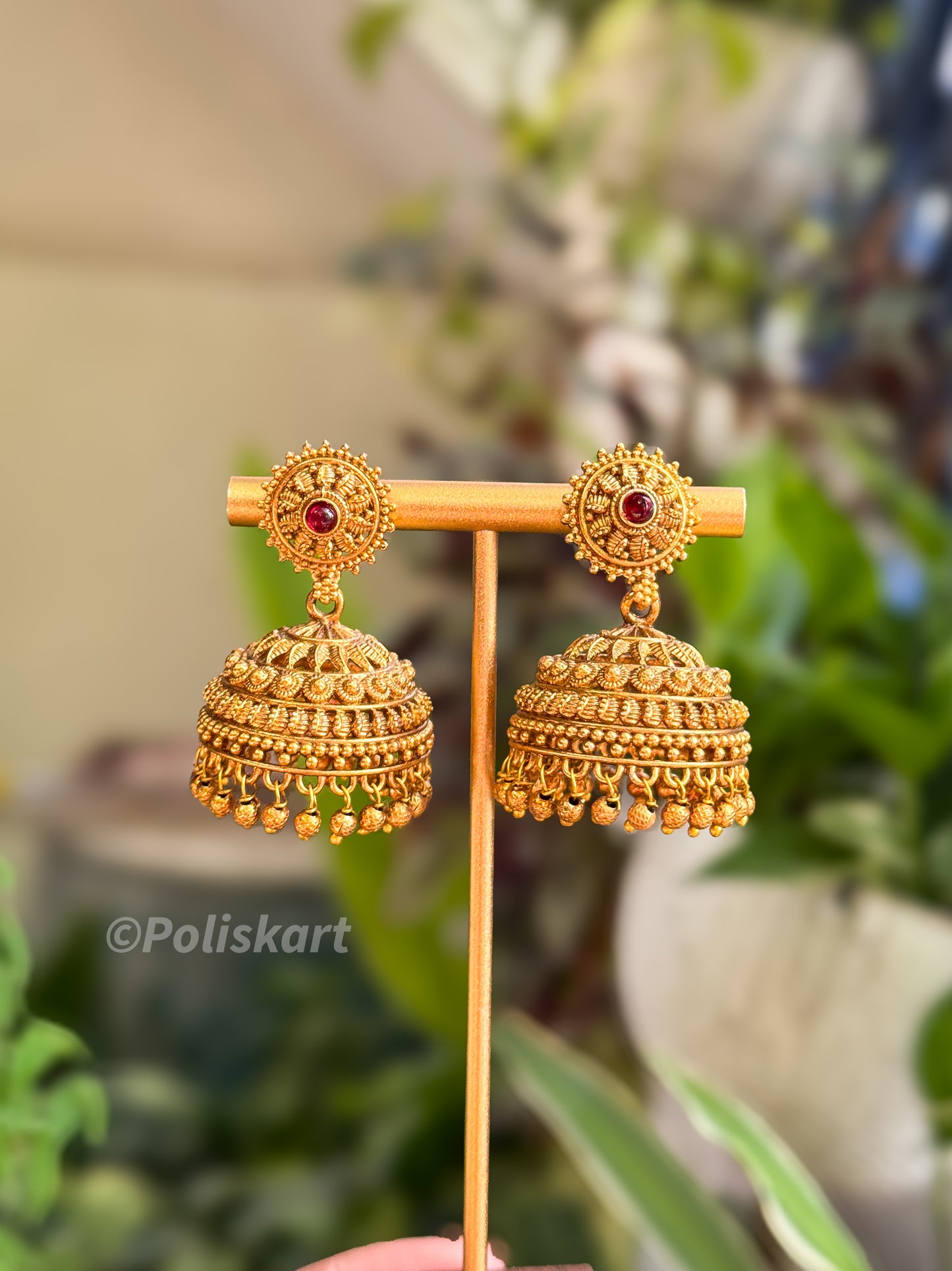 Trending flower and pearl designed jhumka