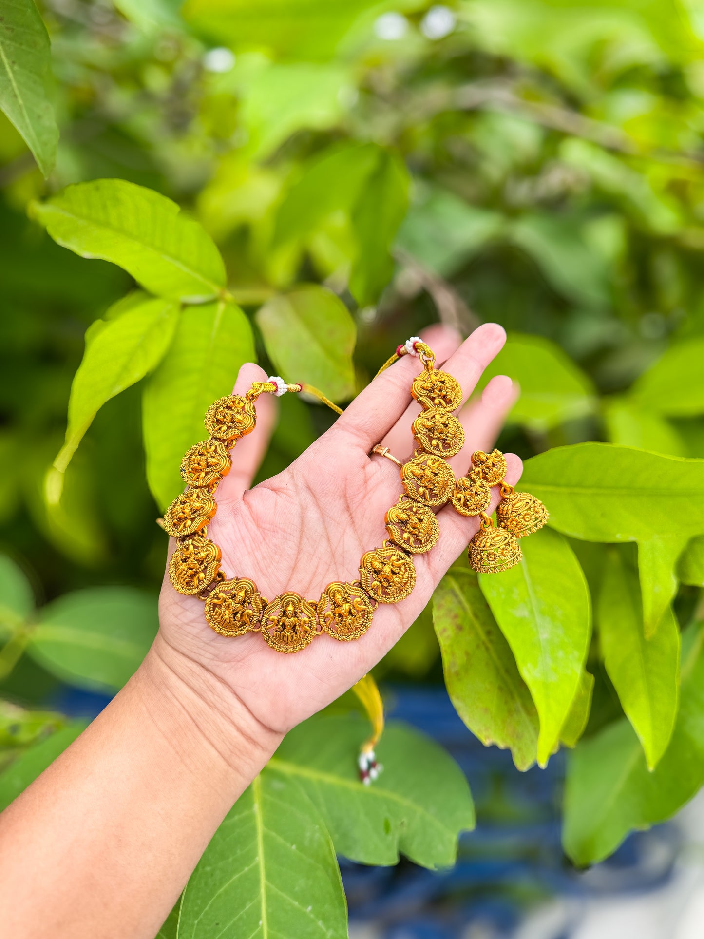 Simple lakshmi necklace with jumka set