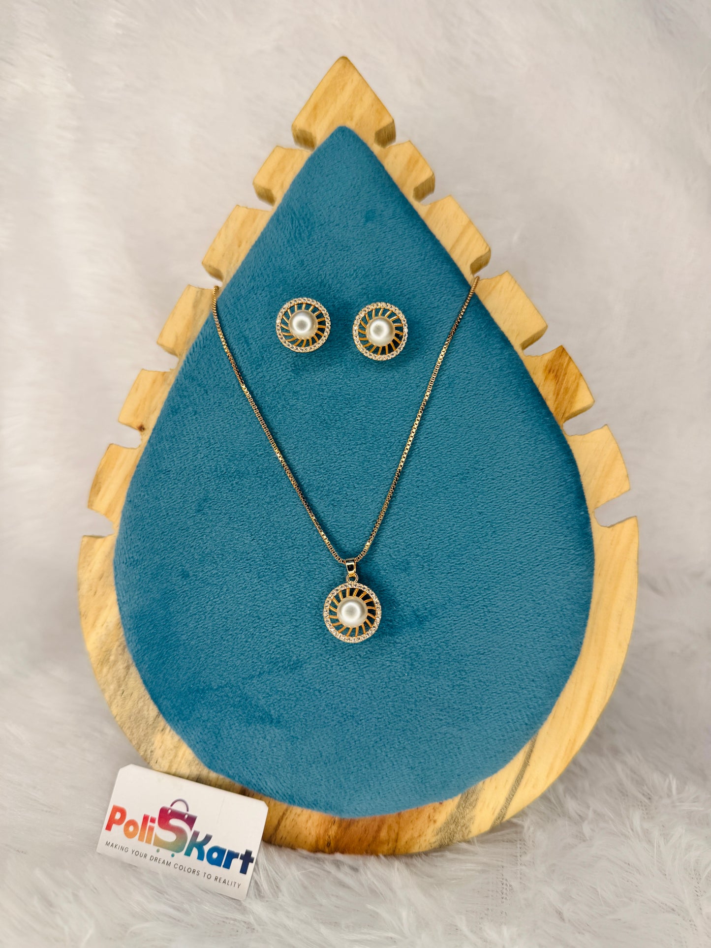 Rose gold jewel - Pearl and stone design