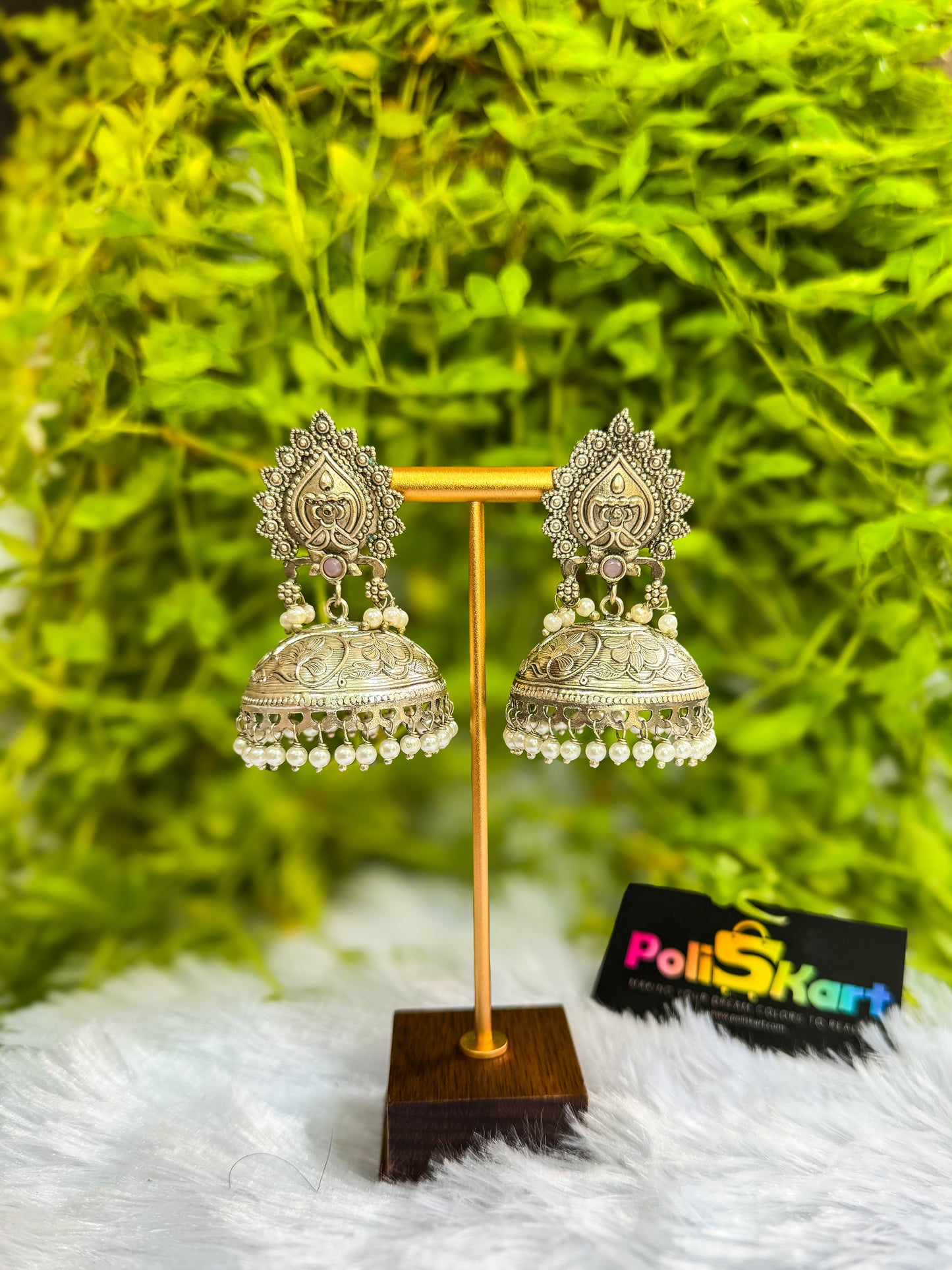 Silver Jhumka set