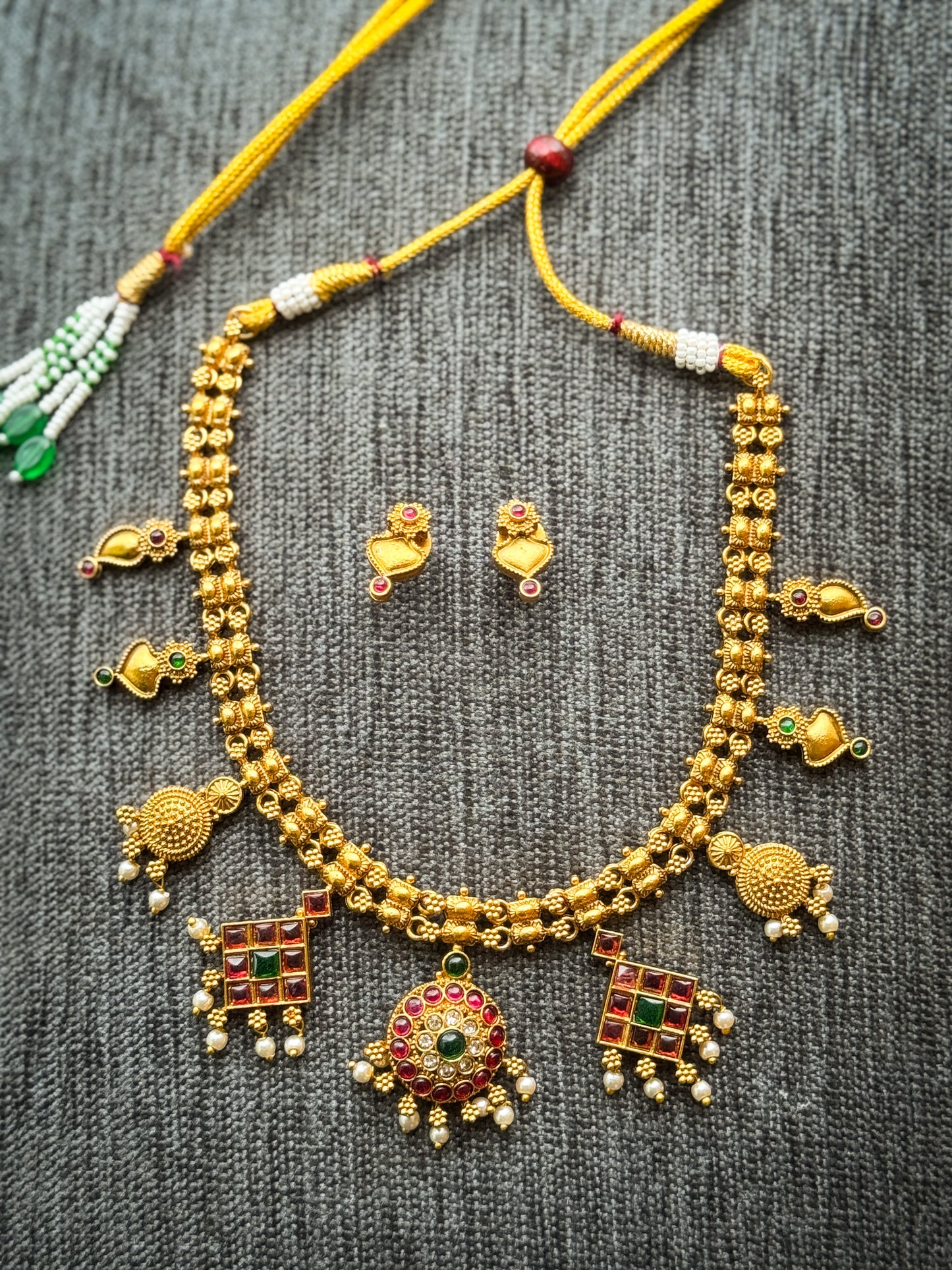 Antique multi designed neckless with earring