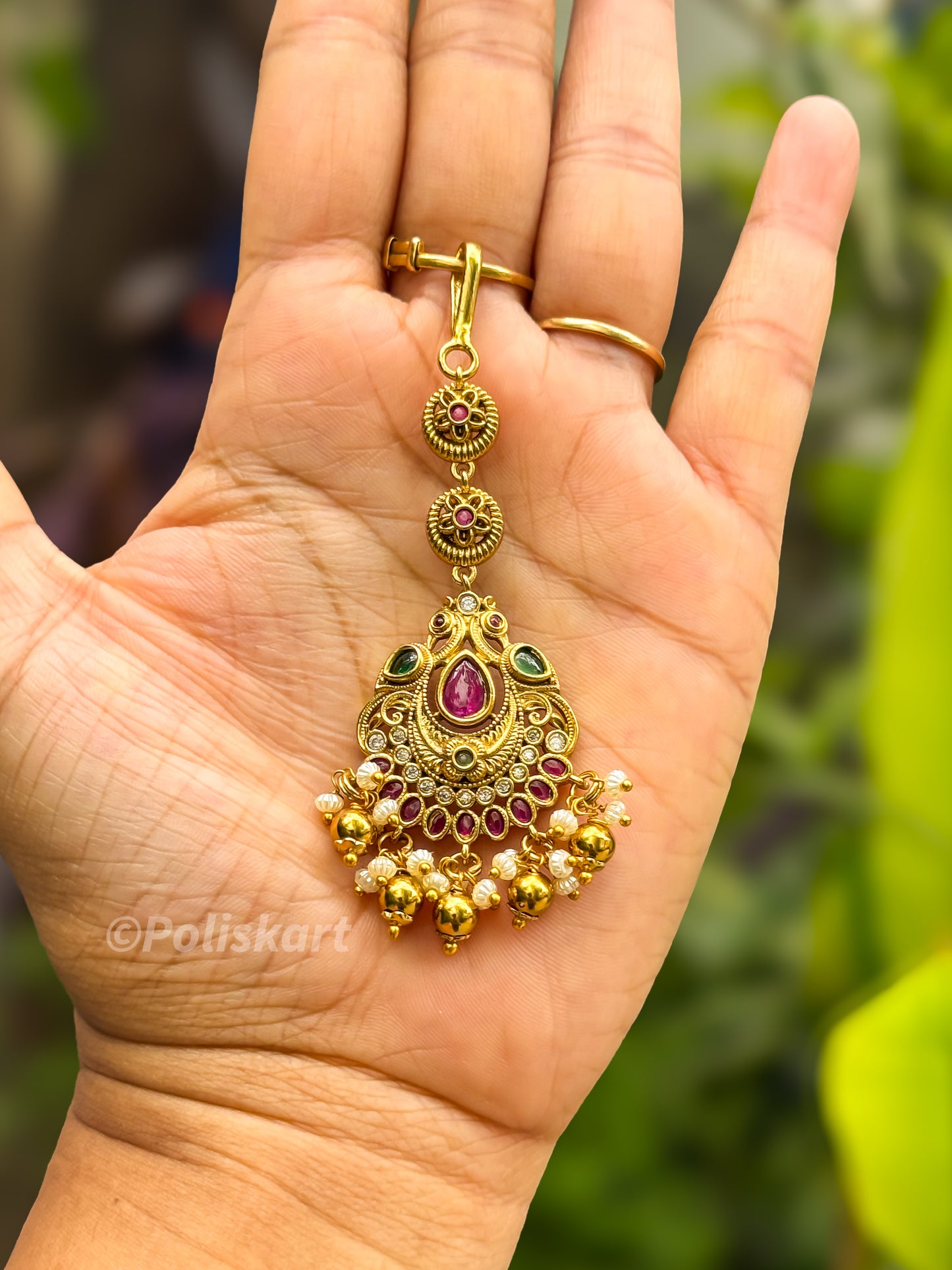 Tikka - Ruby and emerald stone worked design