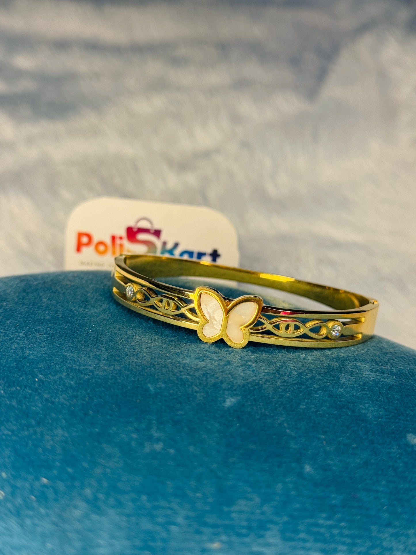 Anit tarnish cuff bangle Free size - Cute white butterfly