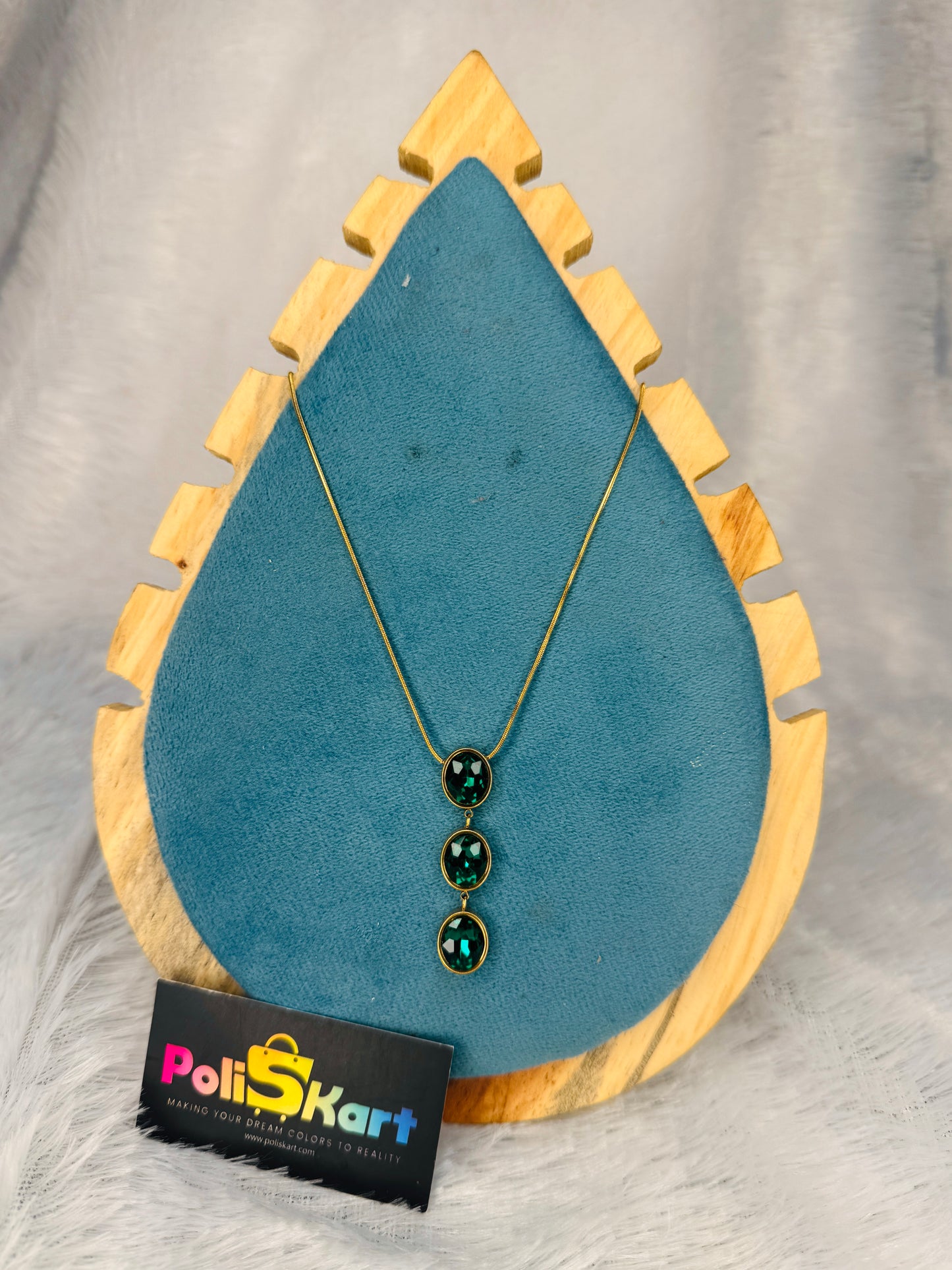 PK015 - Anit tarnish Chain - Triple Green stone Design