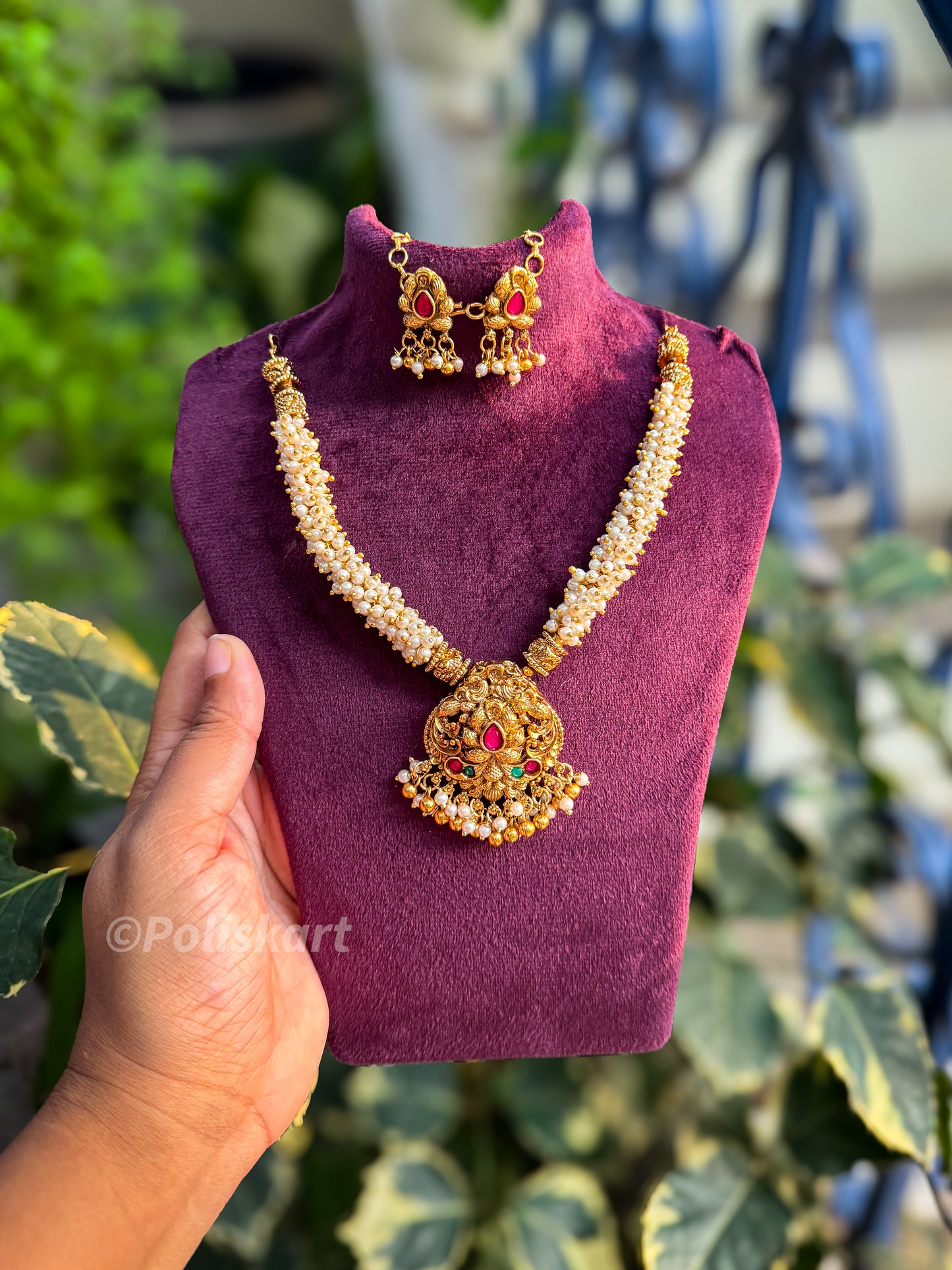 Pearl worked lakshmi short necklace with earring