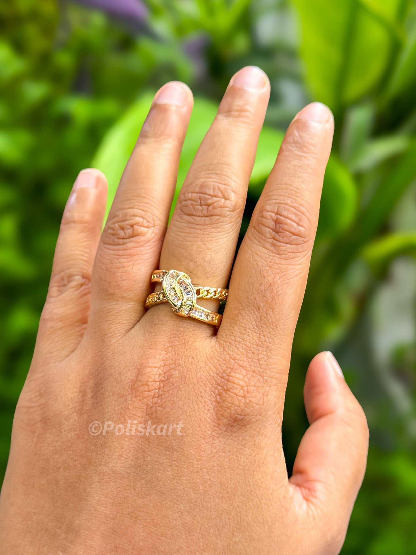 PK080 - Adjustable Anti tarnish ring - White stone design