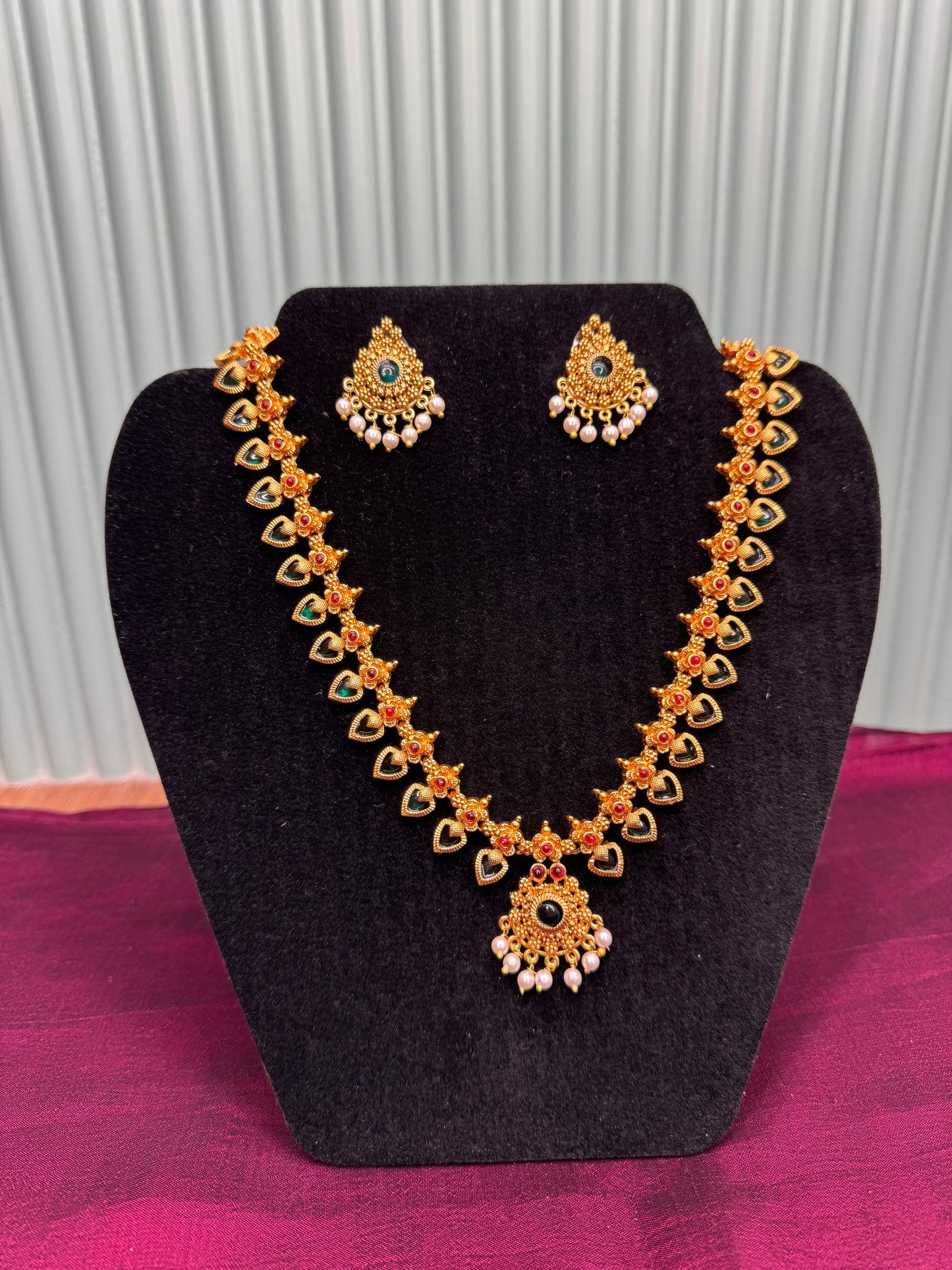 Kerala Palakka Styled Harram with Necklace