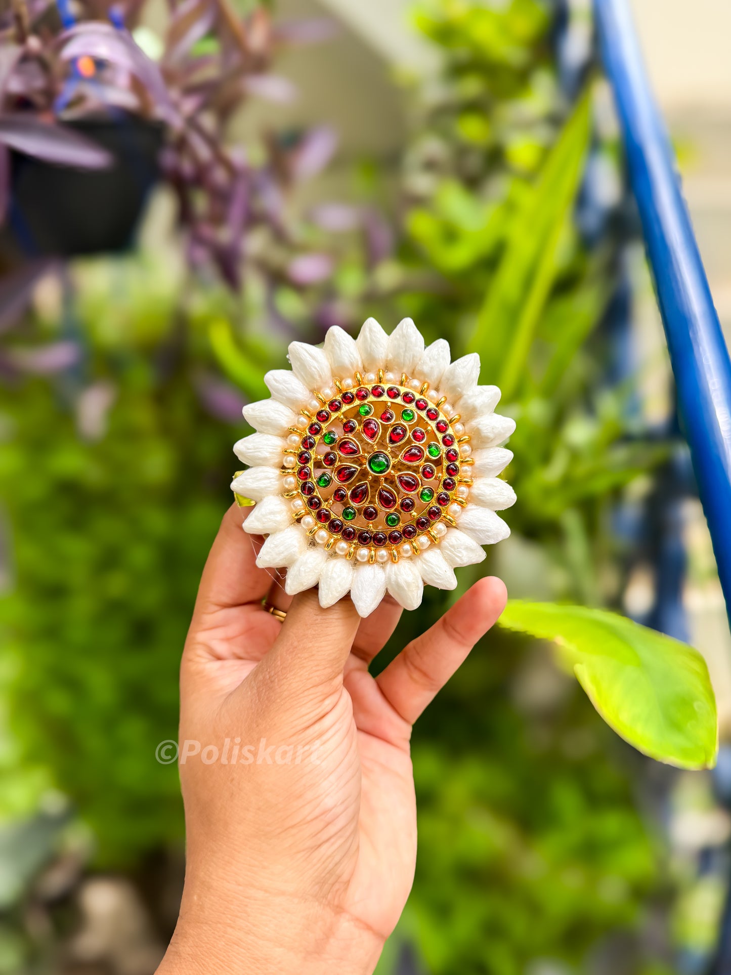 PK093 - Handmade Malli poo hair clip