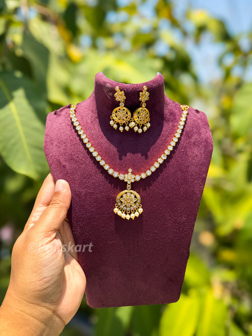 Trending premium quality 80s attigai with earring