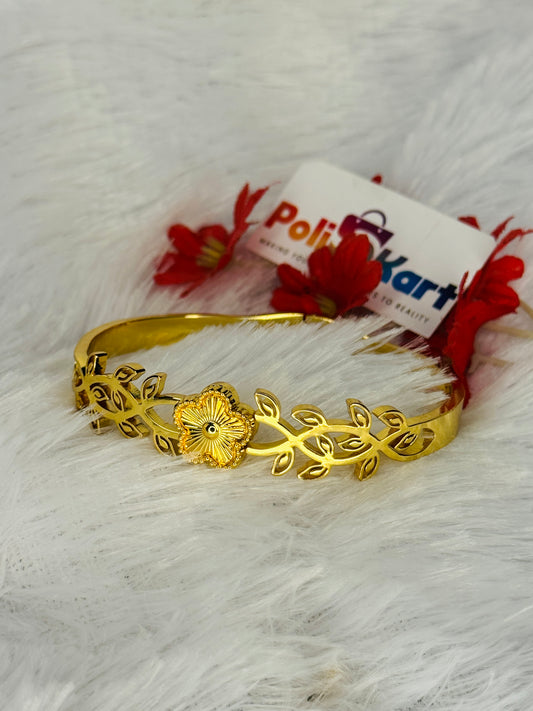 Cuff bangle Flower with leaf design