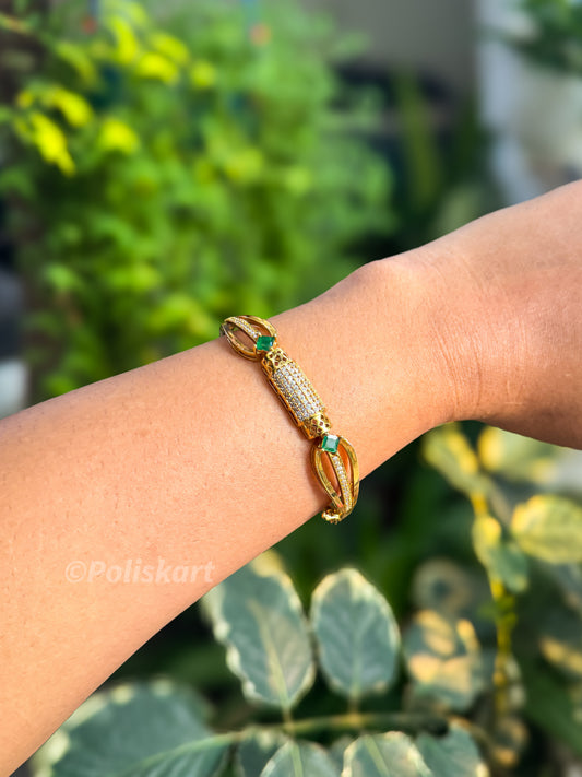 Free size bracelet bange with white and green stone worked design