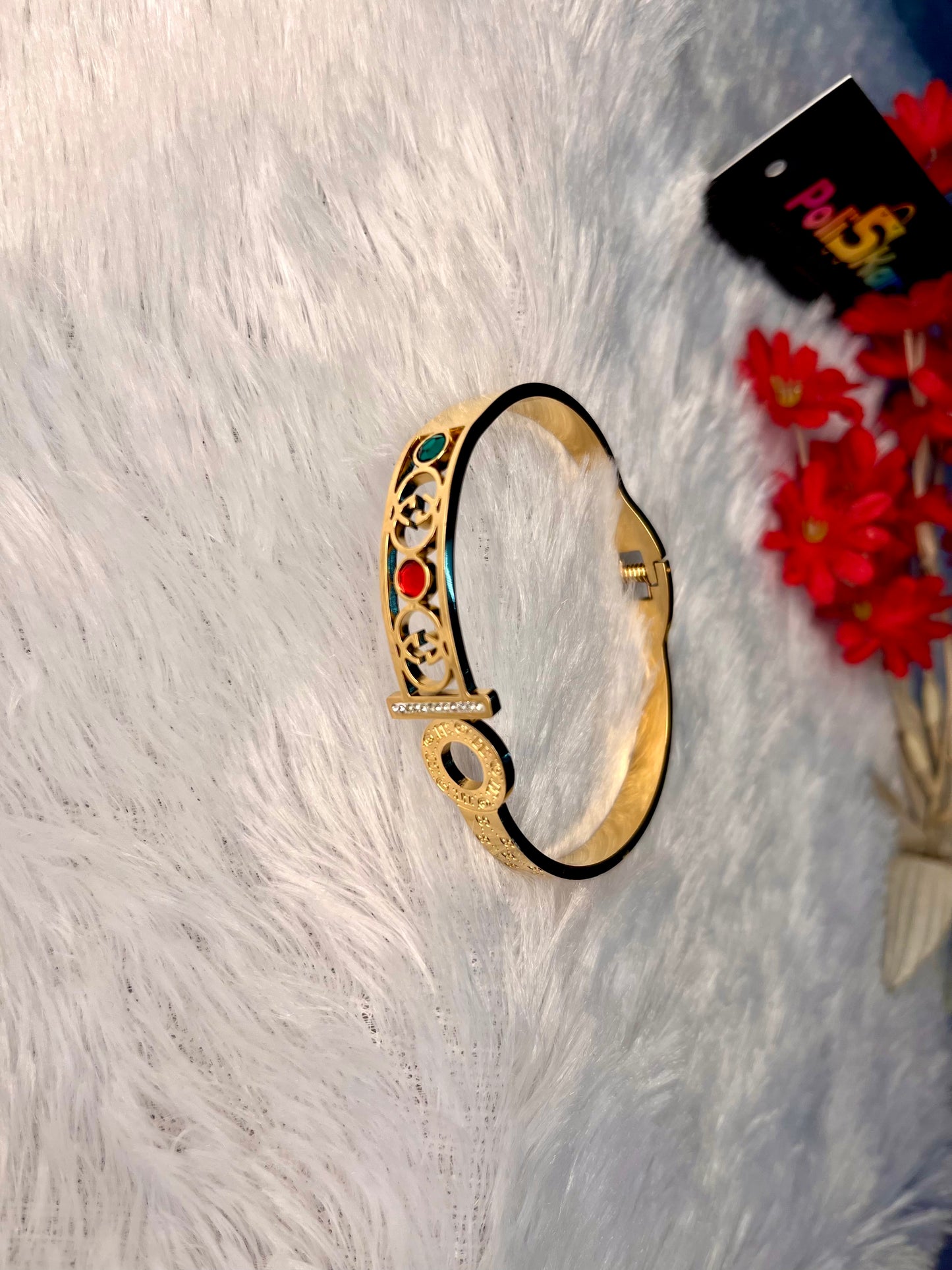 Cuff bangle with multi stone designed