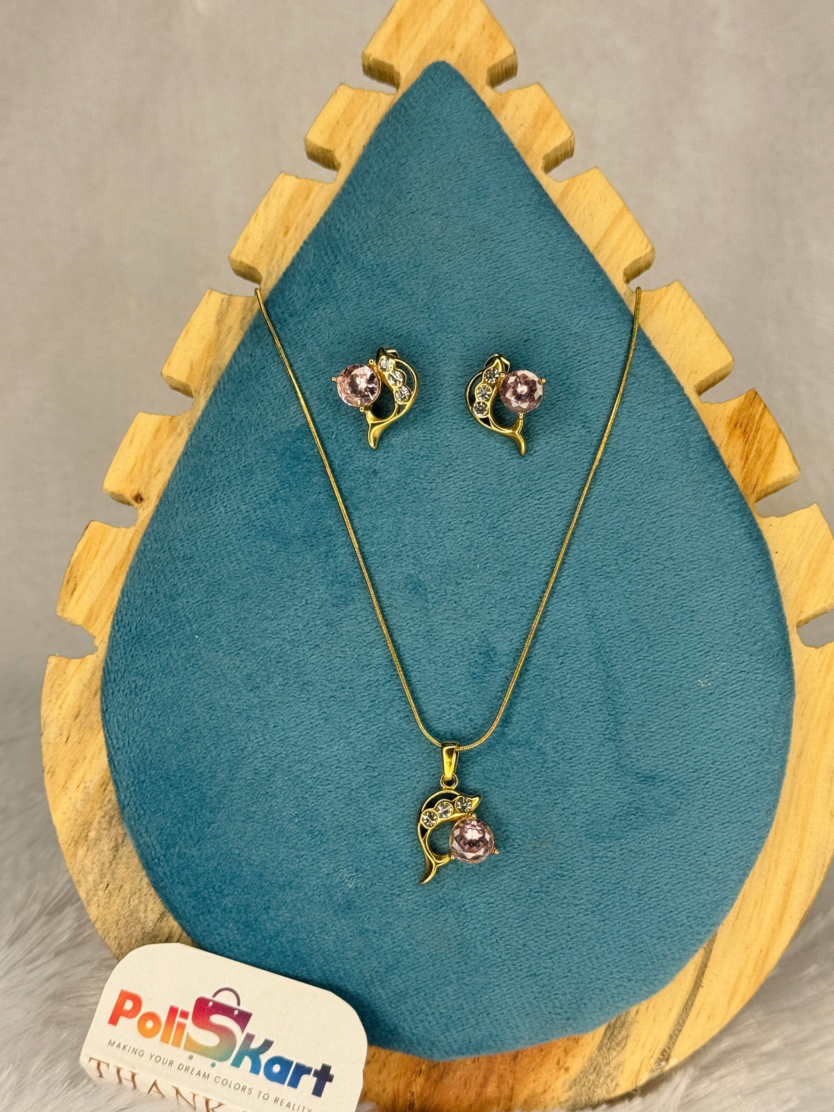 PK154 - Anti-tarnish chain with stud - Pink single dolphin design
