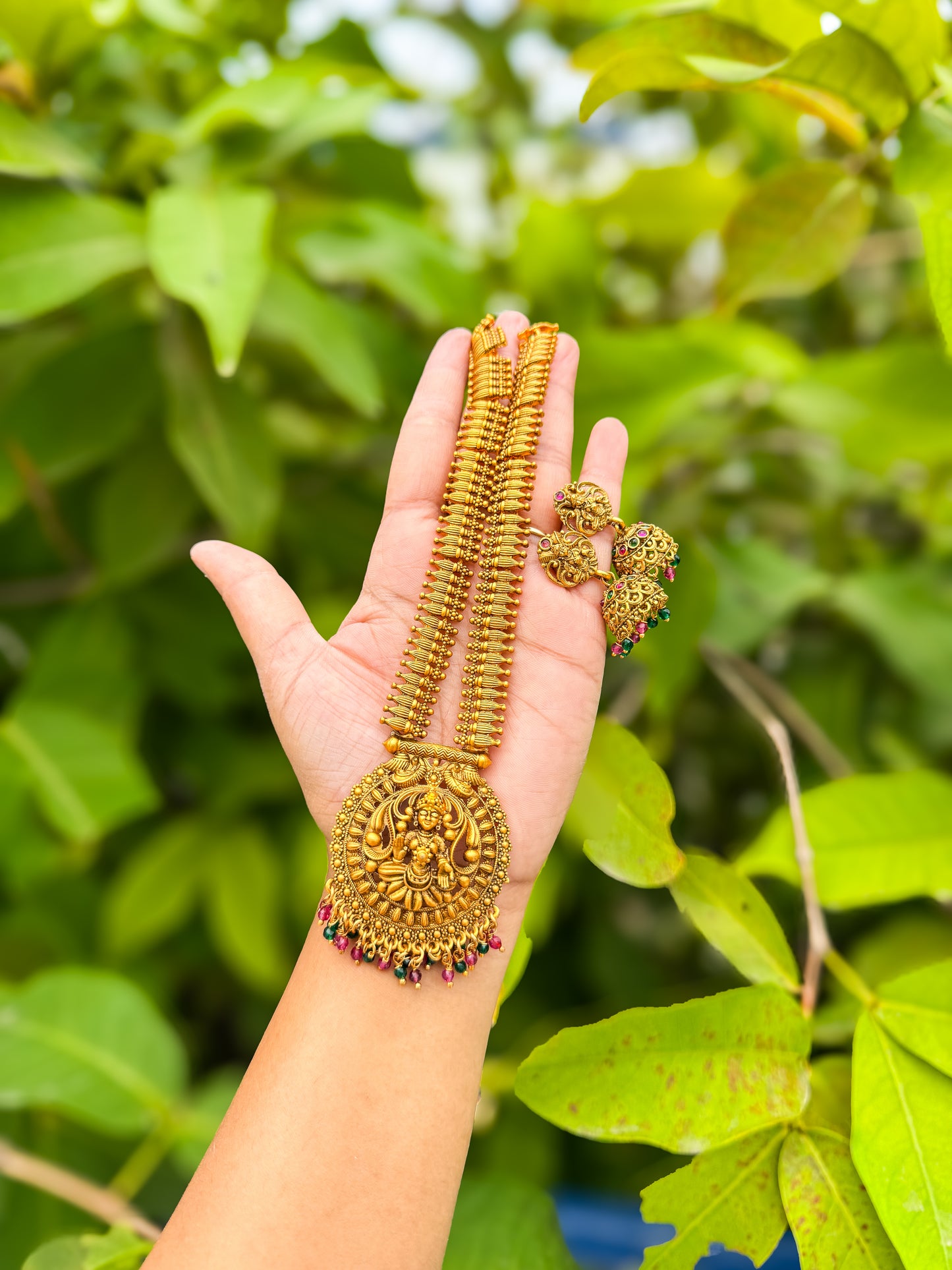 Matte finished premium Lakshmi haram with jumka set