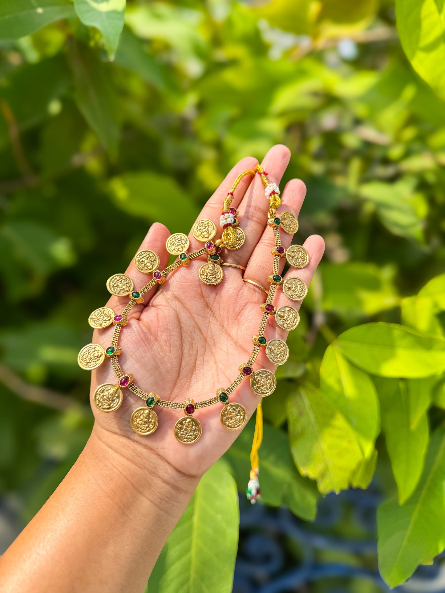 Simple Kasumala Short Necklace with earring set - Multicolor
