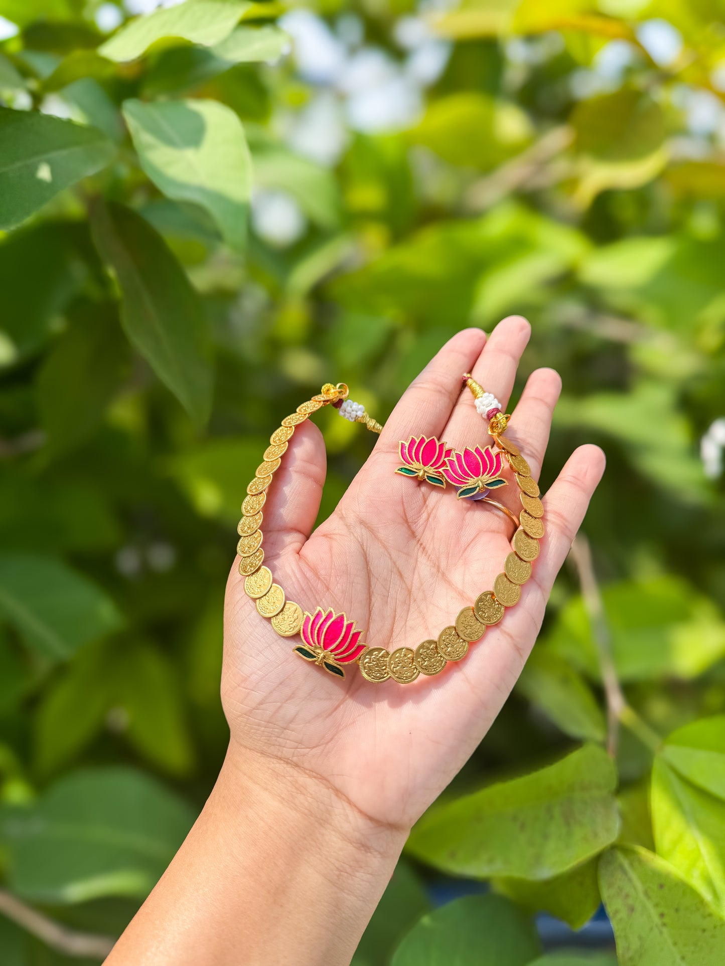 Trending Lotus and kasumala designed necklace with earring set