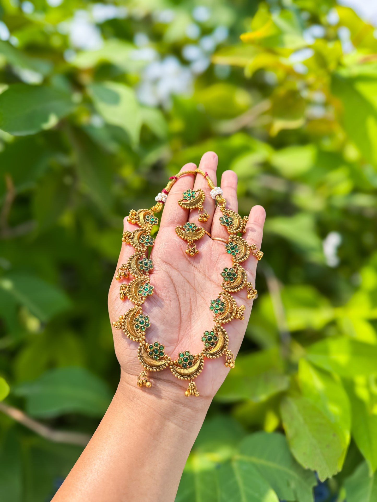 Trending flower stone worked necklace with earring set- Green color