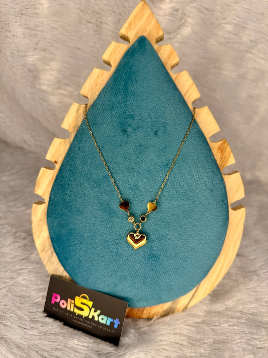 Heart and stone worked chain