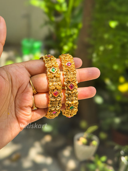 Pair of Green and rubi stone worked bangles