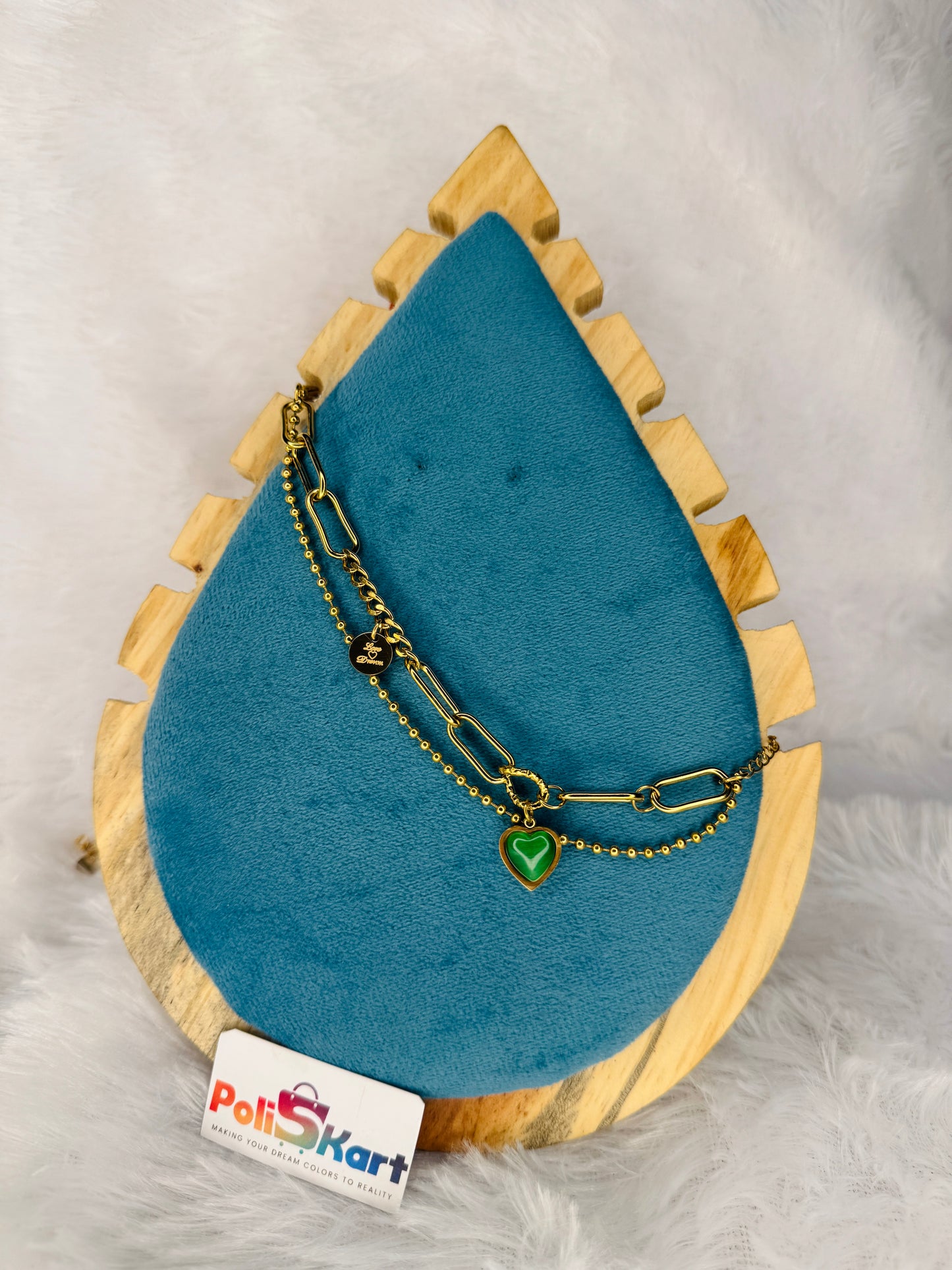 Bracelet -    hanging green heart and  stone design