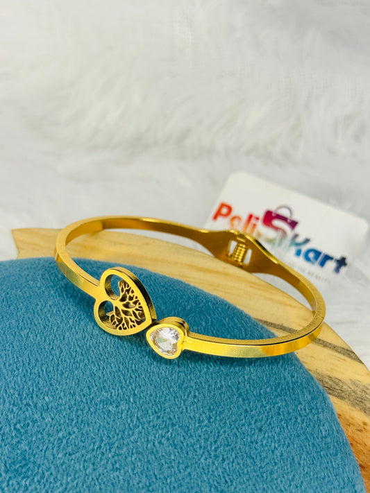 Free size cuff bangle - Heart stone design