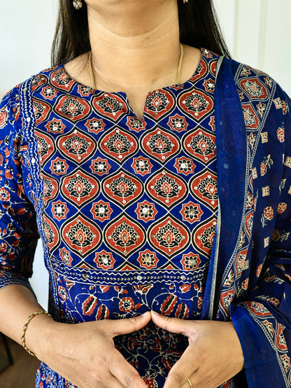 PK227 - Myra - Cotton three piece set