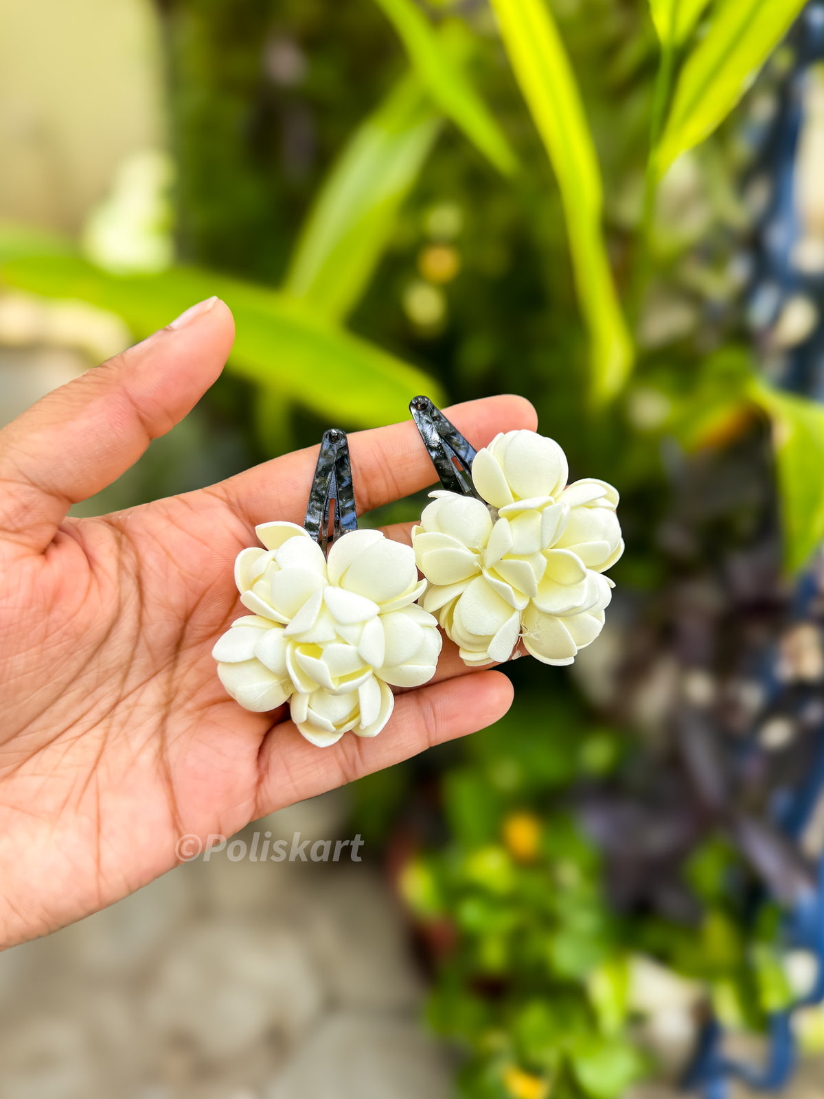PK242 - Pair of Handmade gundu malli Tap Tap clip
