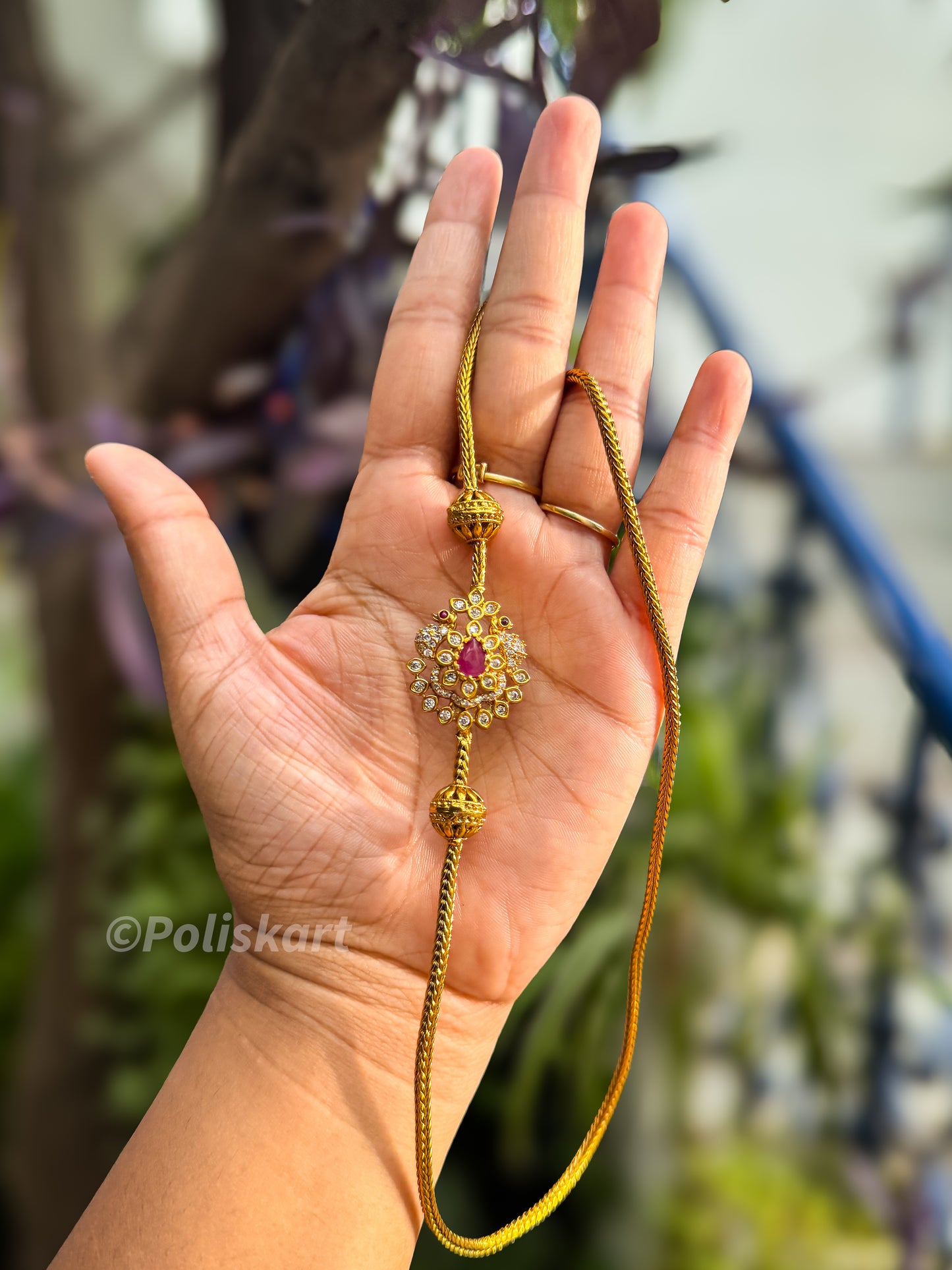 Rubi and white small peacock mugappu chain
