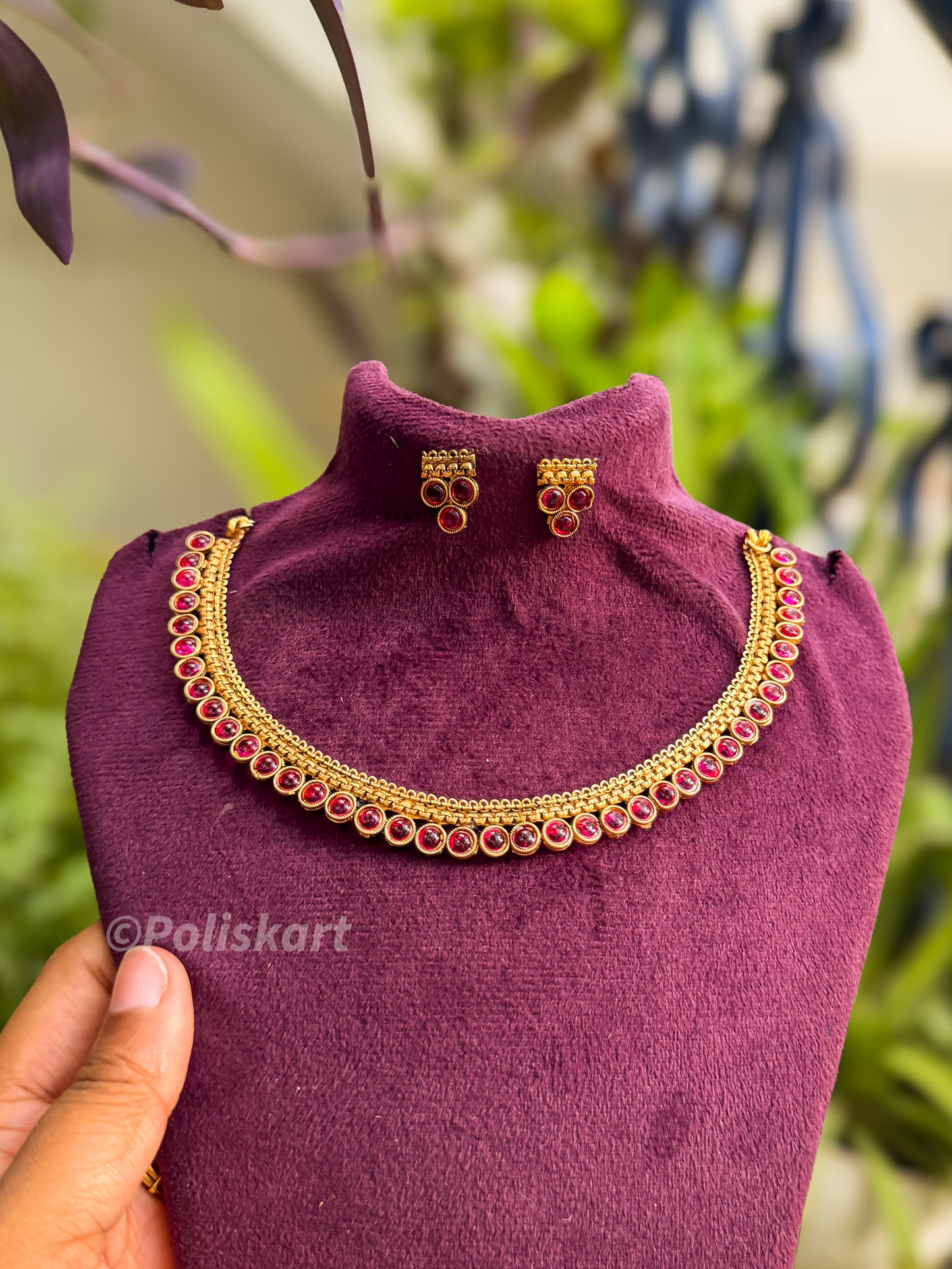 Simple rubi stone worked necklace with earring