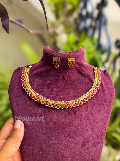 Simple rubi stone worked necklace with earring