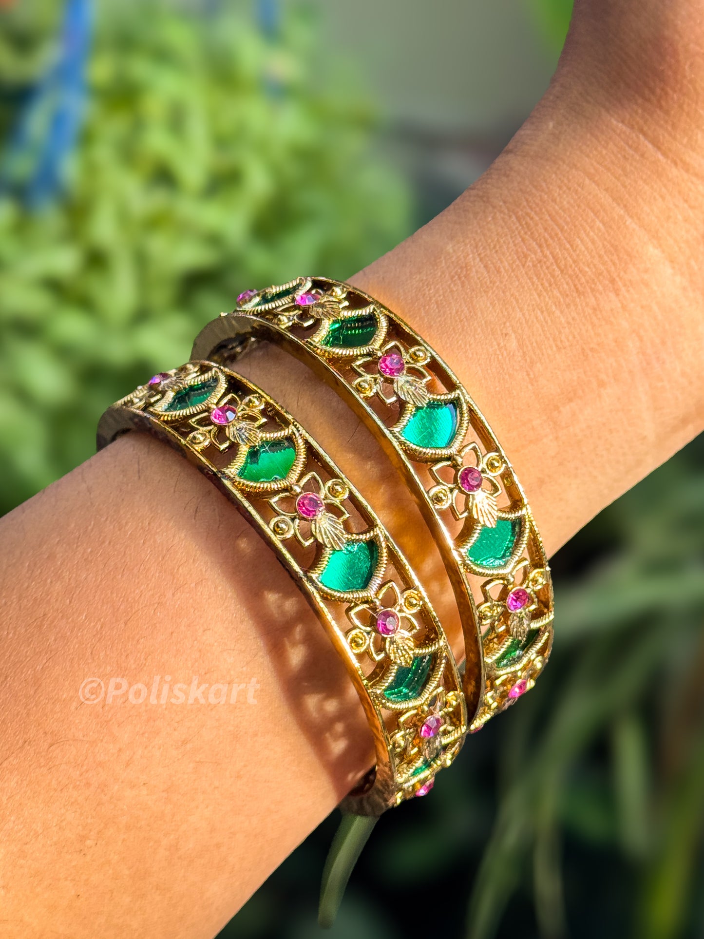Pair of Trending Green palakka type bangle