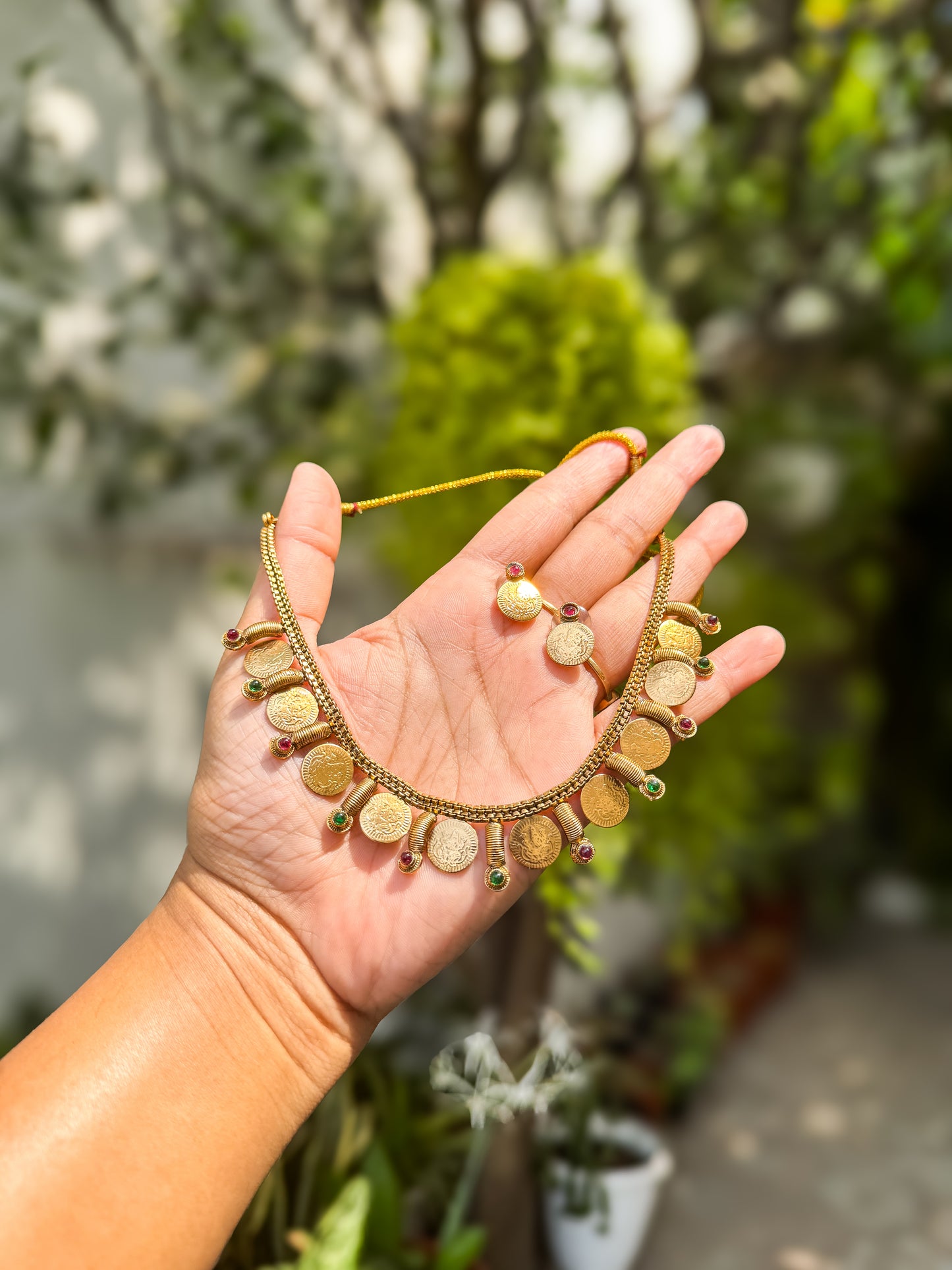 Kasumala with stone worked necklace with earing set