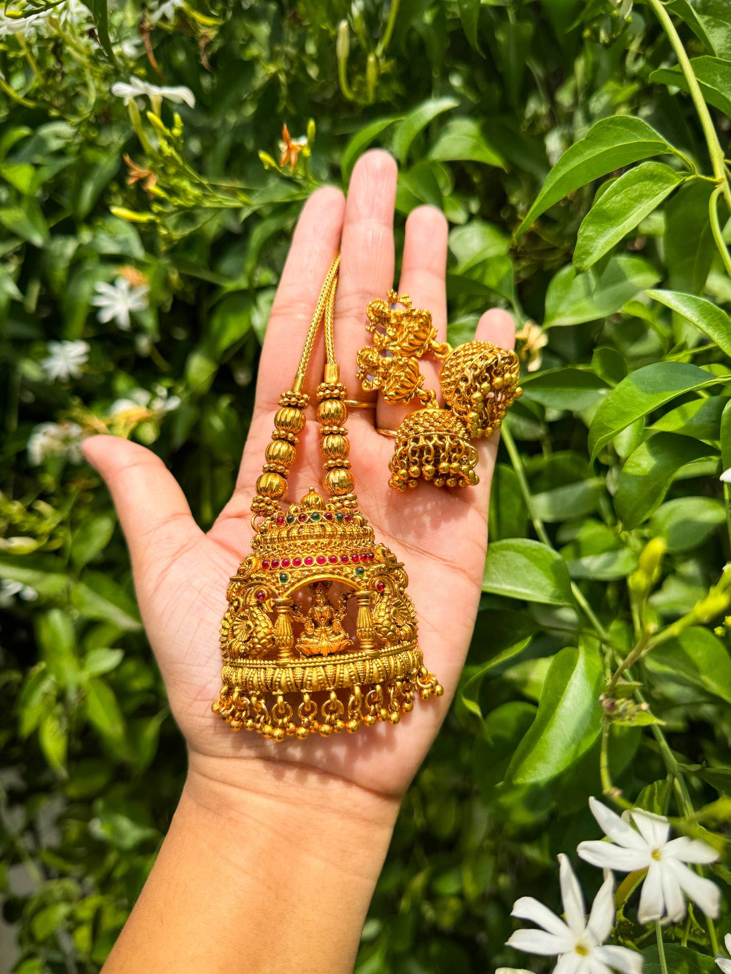 Kashi Gopuram Chettinadu Chain With Jhumka Set