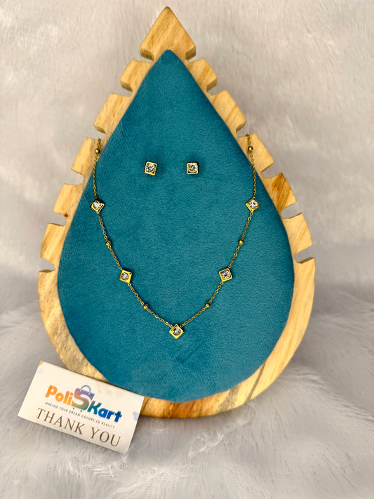 White square stone necklace with stud