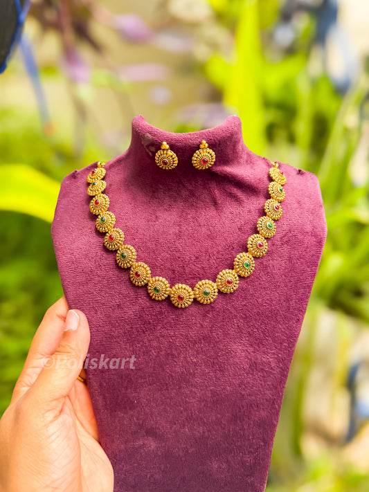 Flower designed necklace with earing