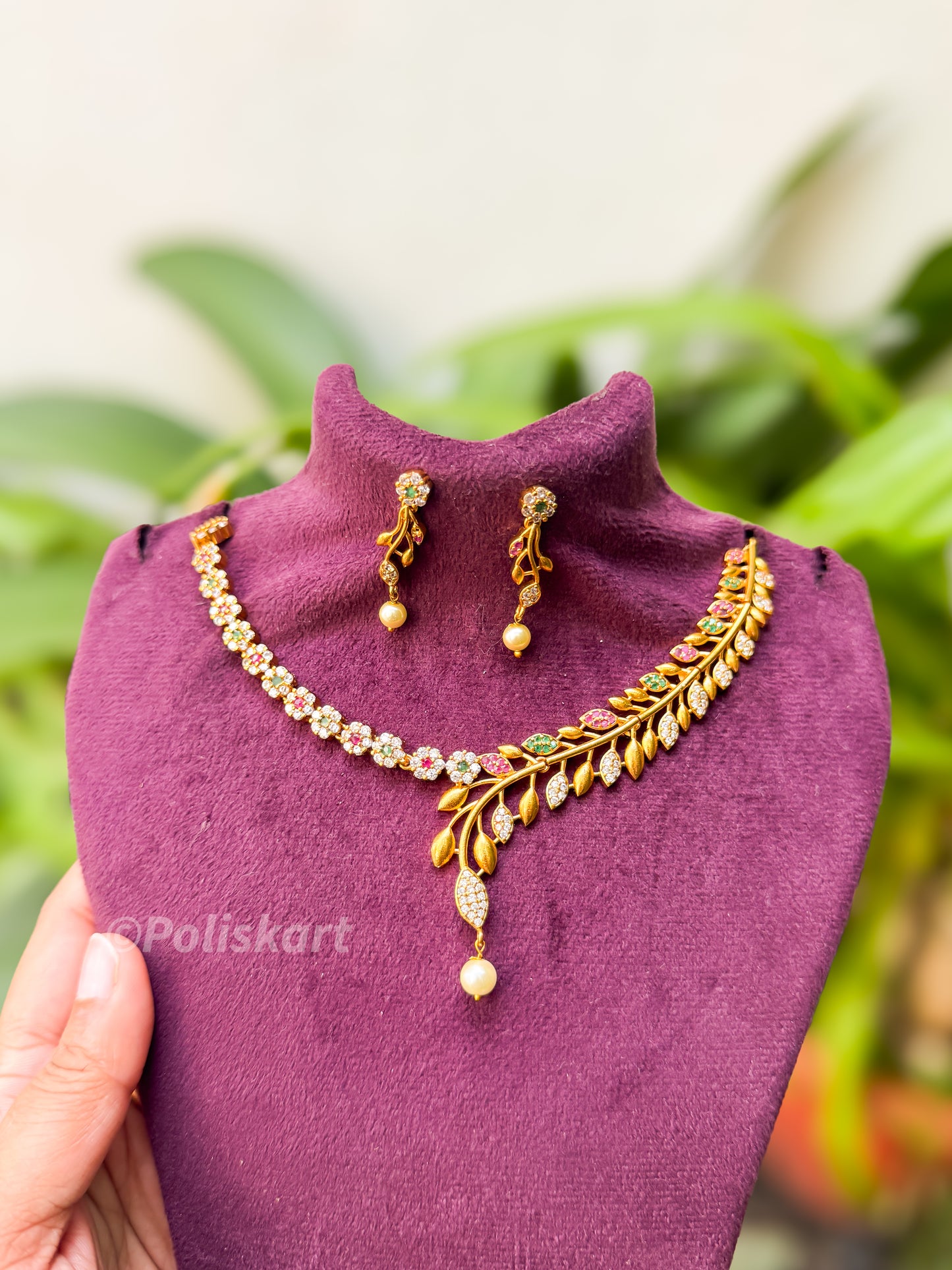 Diamond looks multi stone worked necklace with earing