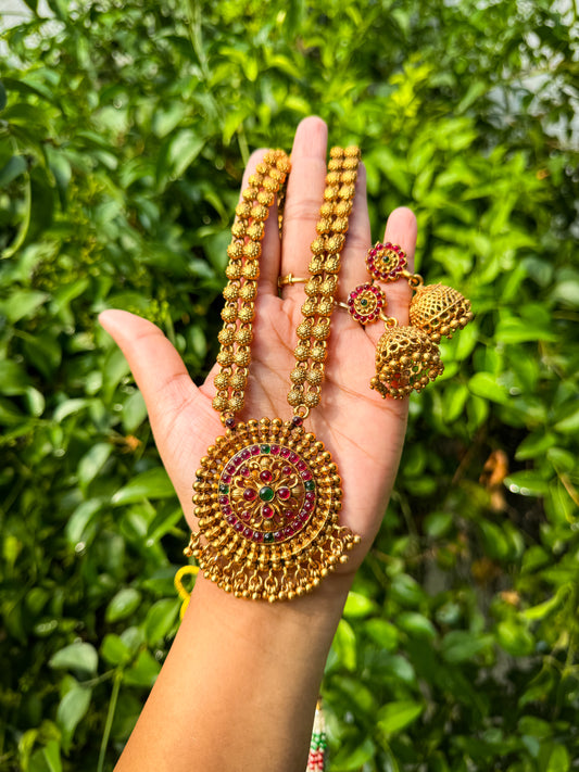 Premium Kerala Style Harram with Red and Green stone worked pendant and earring set