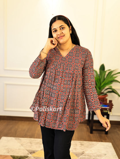 Shakshi - Short kurta Alia cut