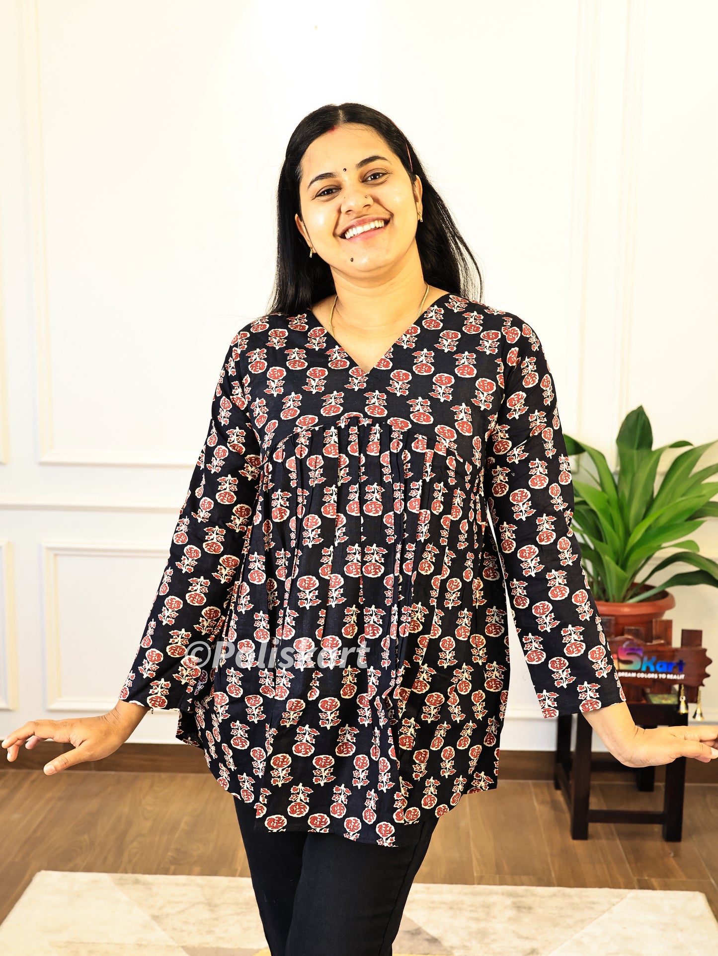Sneha - Short kurta Alia cut