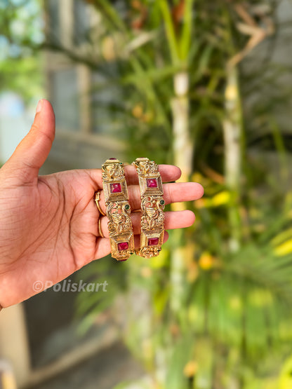 Pair of bangles Peacock and stone worked