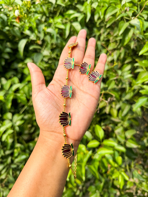 Trending Manju varier Lotus necklace - Meroon & Black color