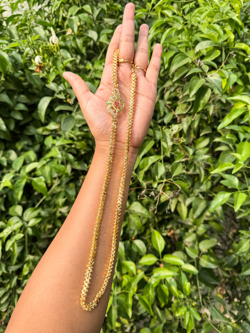 Peacock stone worked mugappu chain