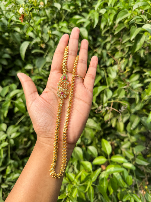Flower stone worked mugappu chain