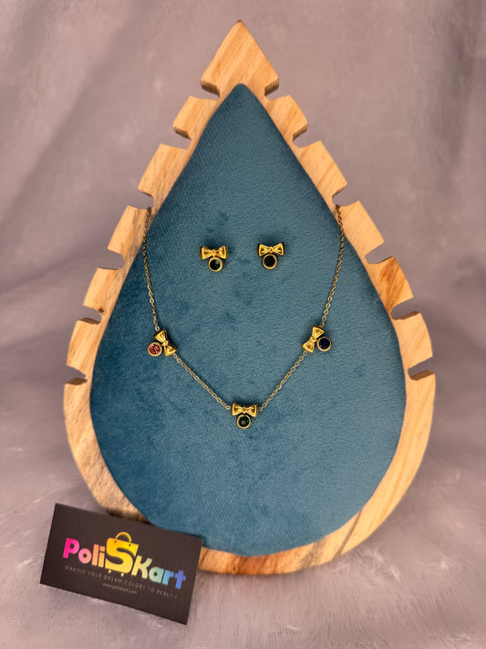 Multi stone designed necklace with earring set