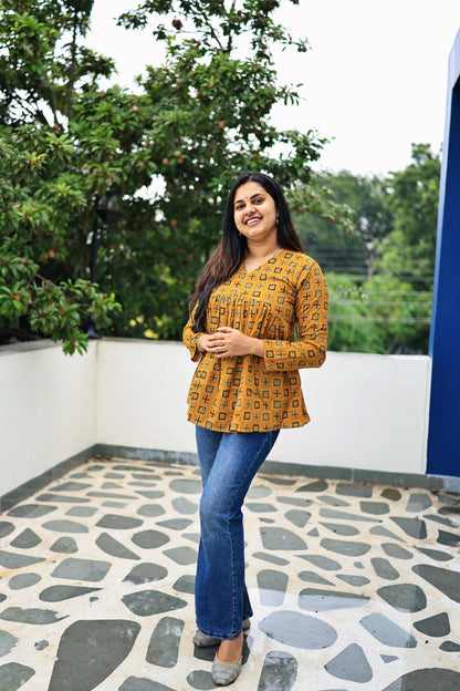 Kiara - Full sleeve cotton short Kurti