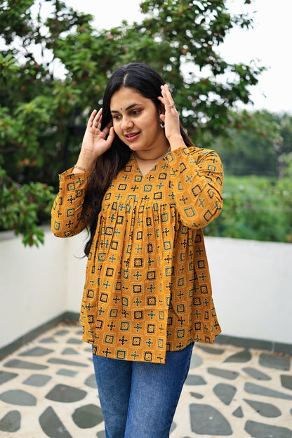 Kiara - Full sleeve cotton short Kurti