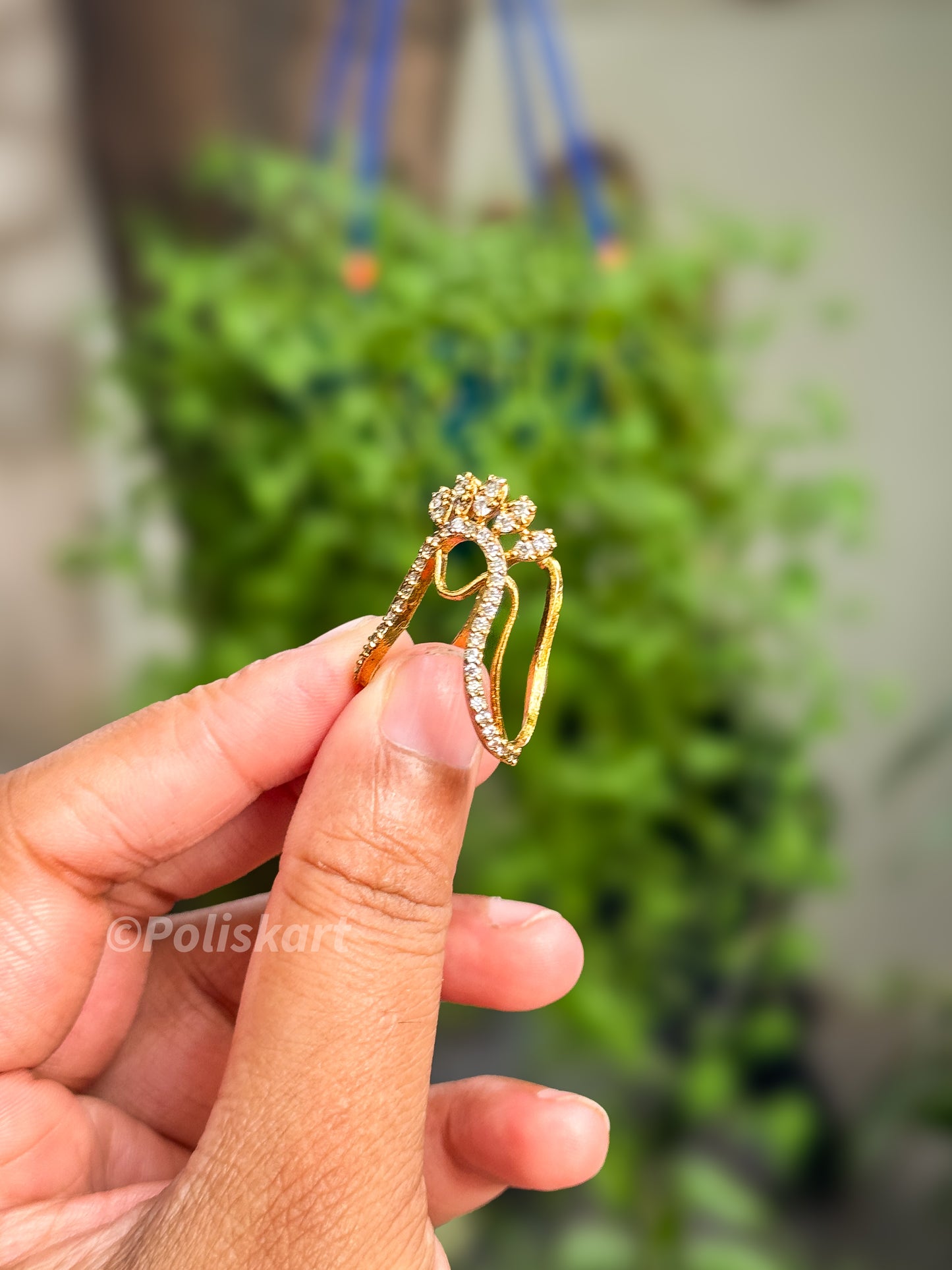 Vangi ring - White Stone worked-Free size